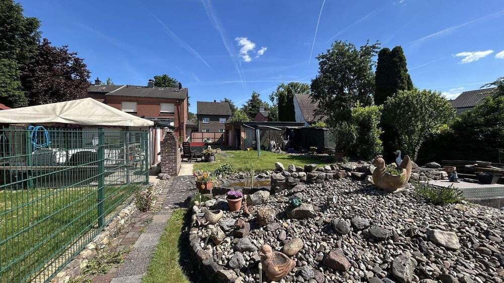 Tolle Doppelhaushälfte für Gartenliebhaber 4 zimmer