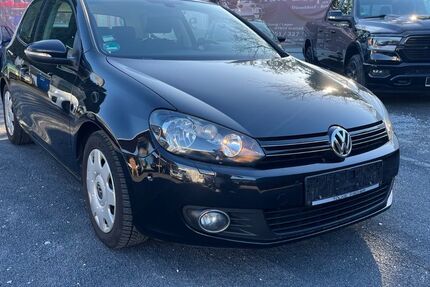 VW Golf 243.000 km 2.940 &euro; Krefeld 47809