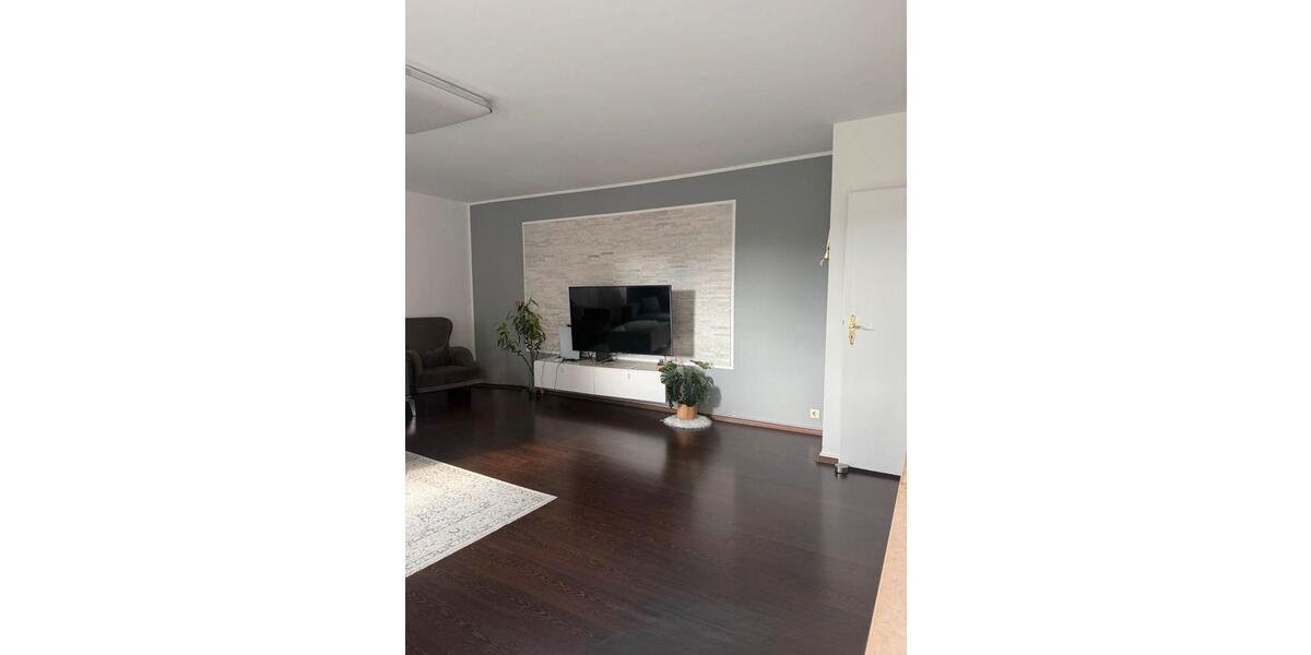 Etagenwohnung Krefeld Dießem - 3 Zimmer, 83 m&sup2;, 200.000&euro; | Angebot:26993466