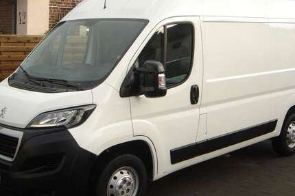 Peugeot Boxer 51.700 km 18.880 € Hilden 40721