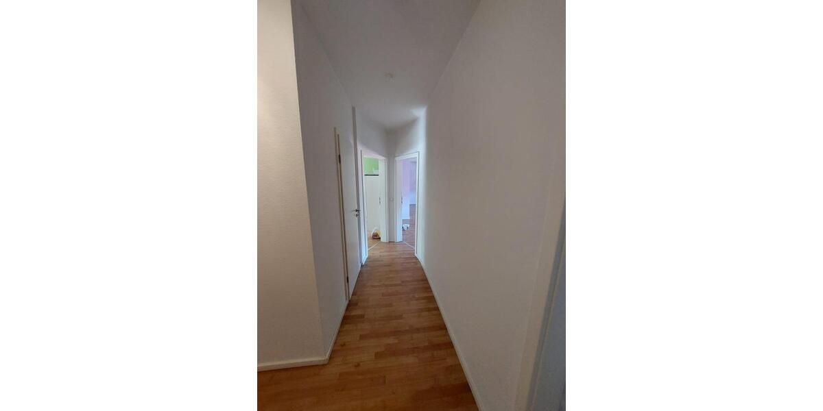 Etagenwohnung Viersen Hülsdonk - 3 Zimmer, 90 m&sup2;, 810&euro; | Angebot:25641888