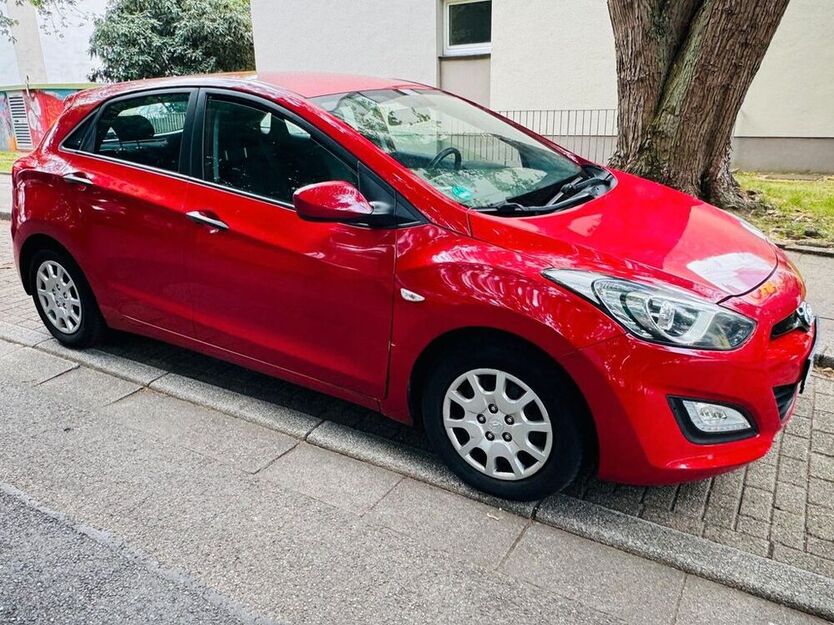 i30