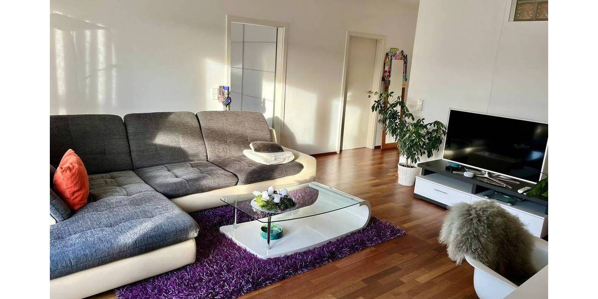 Etagenwohnung Düsseldorf Oberbilk - 2 Zimmer, 56 m&sup2;, 1.300&euro; | Angebot:26554656