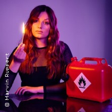 Lara Ermer - Leicht entflammbar 01.11.2025 Comedia - Theater