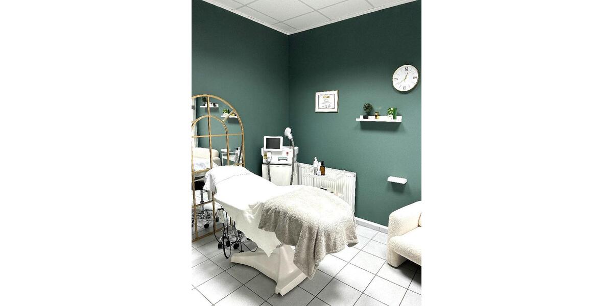 Vielseitig nutzbare Büro-Praxiseinheit in zentraler Lage von Leverkusen-Schlebusch! zimmer