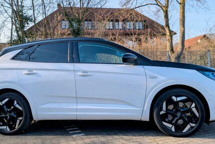 Opel Grandland (X) 47.000 km 27.450 &euro; Moers 47447