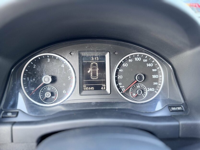 VW Tiguan Sport & Style / Allrad/ Automatik / Leder 195.000 km 8.900 € Mönchengladbach 41066