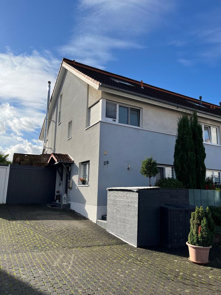 Topp-Reihenendhaus mit Wintergarten, Kaminofen und Photovoltaik zimmer