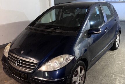Mercedes-Benz A-Klasse 238.888 km 2.299 &euro; Düsseldorf 40213