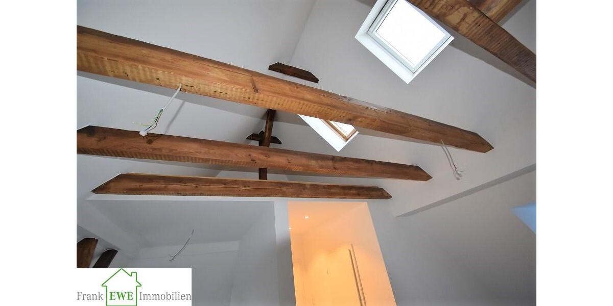 Vollständig saniertes Dachgeschoss Apartment 1 zimmer