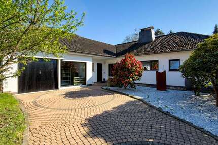 Wohnung Leverkusen Opladen - 3 Zimmer, 145 m&sup2;, 2.350&euro; | Angebot:26300324