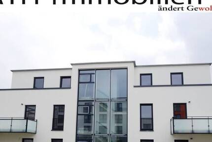 2 Zimmer Wohnung mit Süd-Balkon inkl. Nobilia EBK in Wuppertal - Uellendahl. Ideal für 1 Person.
