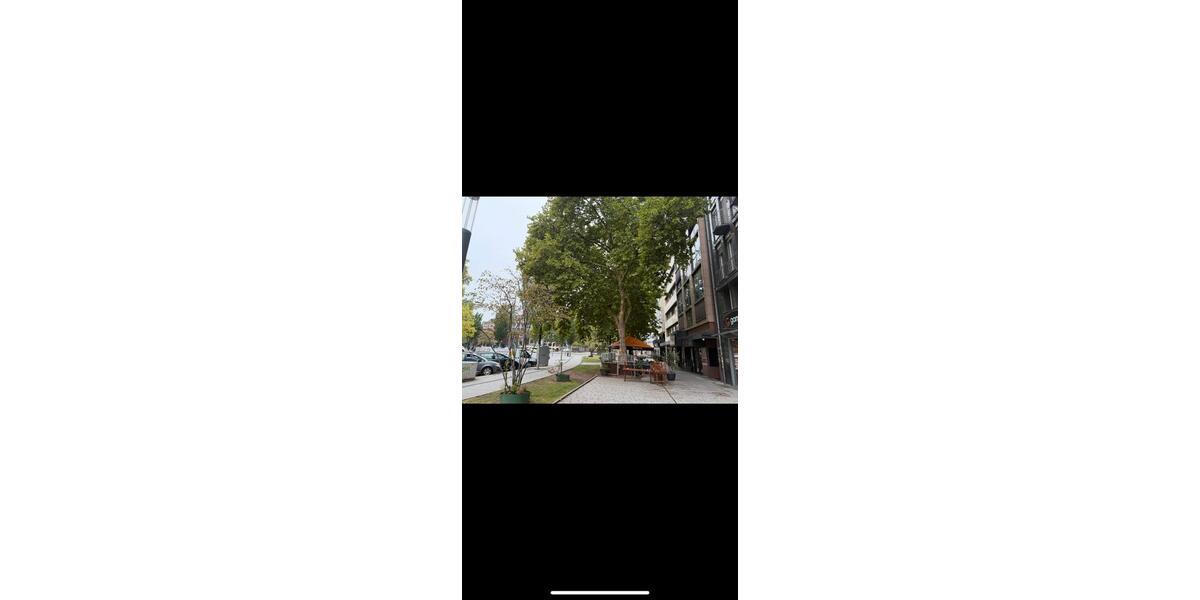 BüroPraxisKosmetik Râume in Stadtmitte Düsseldorf zu vemieten zimmer