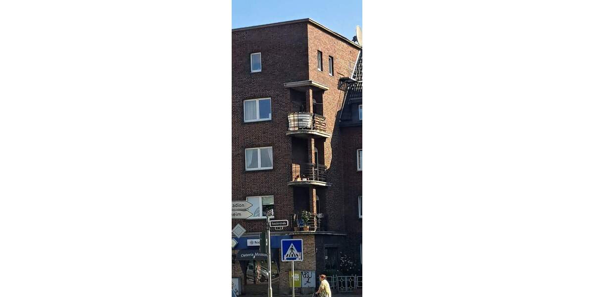 Etagenwohnung Düsseldorf Rath - 3 Zimmer, 92 m&sup2;, 1.250&euro; | Angebot:26435553
