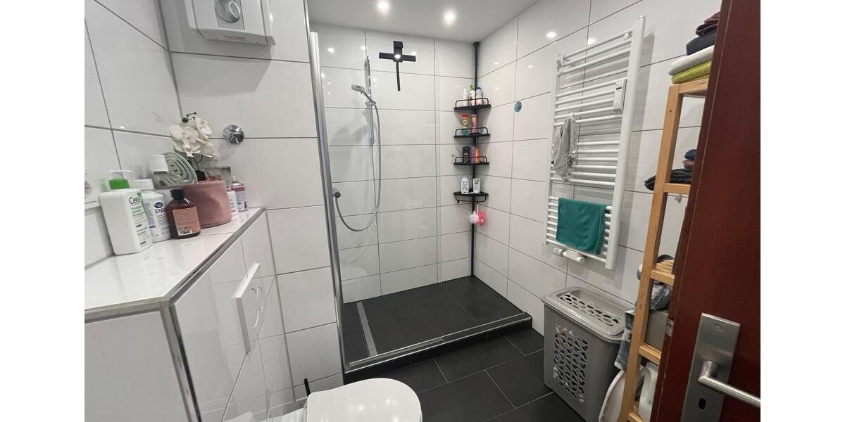 Terrassenwohnung Neuss - 2 Zimmer, 80 m&sup2;, 1.100&euro; | Angebot:25764221