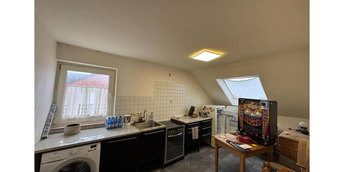 Dachgeschoßwohnung Langenfeld (Rheinland) - 2 Zimmer, 40 m&sup2;, 480&euro; | Angebot:26252908