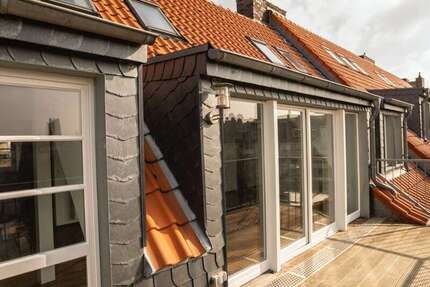 Wohnung zum Mieten in Düsseldorf 2.220 € 110.7 m² 3 zimmer