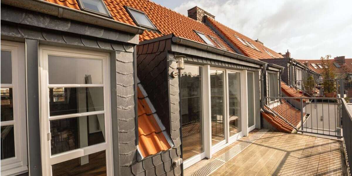 Wohnung zum Mieten in Düsseldorf 2.220 € 110.7 m² 3 zimmer