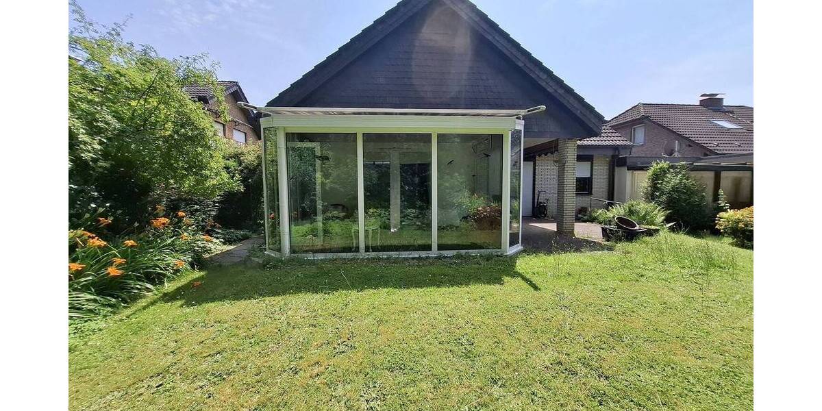 Freistehendes Ein-Zweifamilienhaus mit Garten, Sauna und Kellerbar in ruhiger Sackgasse in Moers-Kapellen zimmer