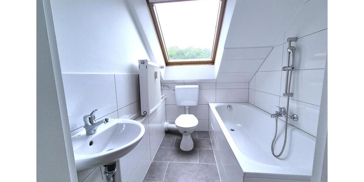 Etagenwohnung Duisburg Mittelmeiderich - 3.5 Zimmer, 53 m&sup2;, 370&euro; | Angebot:26385408