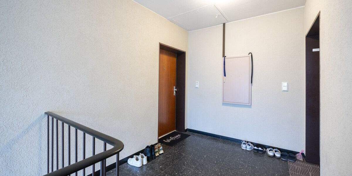 Familienfreundliche 4-Zimmer-Wohnung mit Balkon in Meerbusch-Büderich 4 zimmer