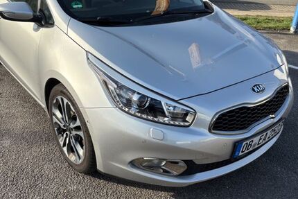 Kia ceed / Ceed 70.490 km 11.100 &euro; Oberhausen 46047