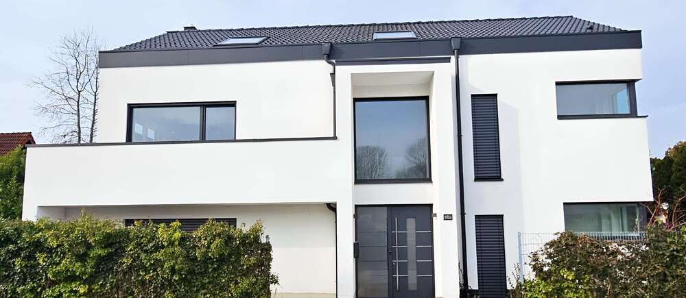 Haus zum Kaufen in Ratingen 699.000 € 223 m²