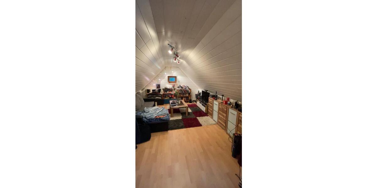 5-Zimmer- Maisonettewohnung mit separatem Eingang, Einbauküche 5 zimmer