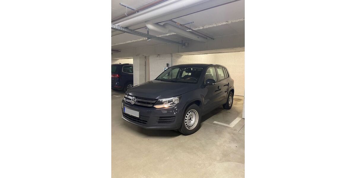 VW Tiguan 121.000 km 10.500 &euro; Düsseldorf 40625