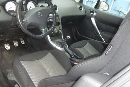 Peugeot 308 79.000 km 8.100 &euro; Rommerskirchen 41569