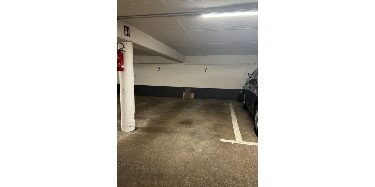 Provisionsfrei* Golzheim - wegen Auswanderung direkt vom Eigentümer sanierte 4 Zi-Wohnung mit hochwertiger Küche - Etagenwohnung Düsseldorf Stadtbezirk 5 | Angebot:25813842