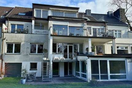 MFH in D-Heerdt + Baugrund * ca. 529 m² Wfl. * GRD ca. 1.894 m² - inkl positiver Bauvoranfrage !!