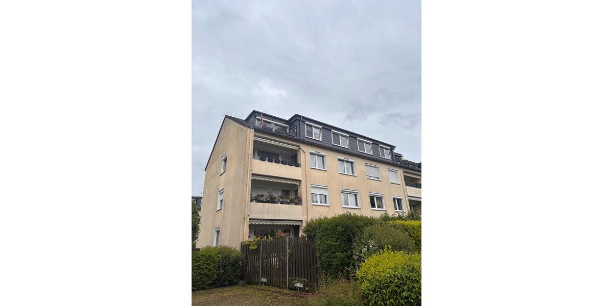 Dachgeschoßwohnung Hilden - 3 Zimmer, 77 m&sup2;, 259.000&euro; | Angebot:26538028