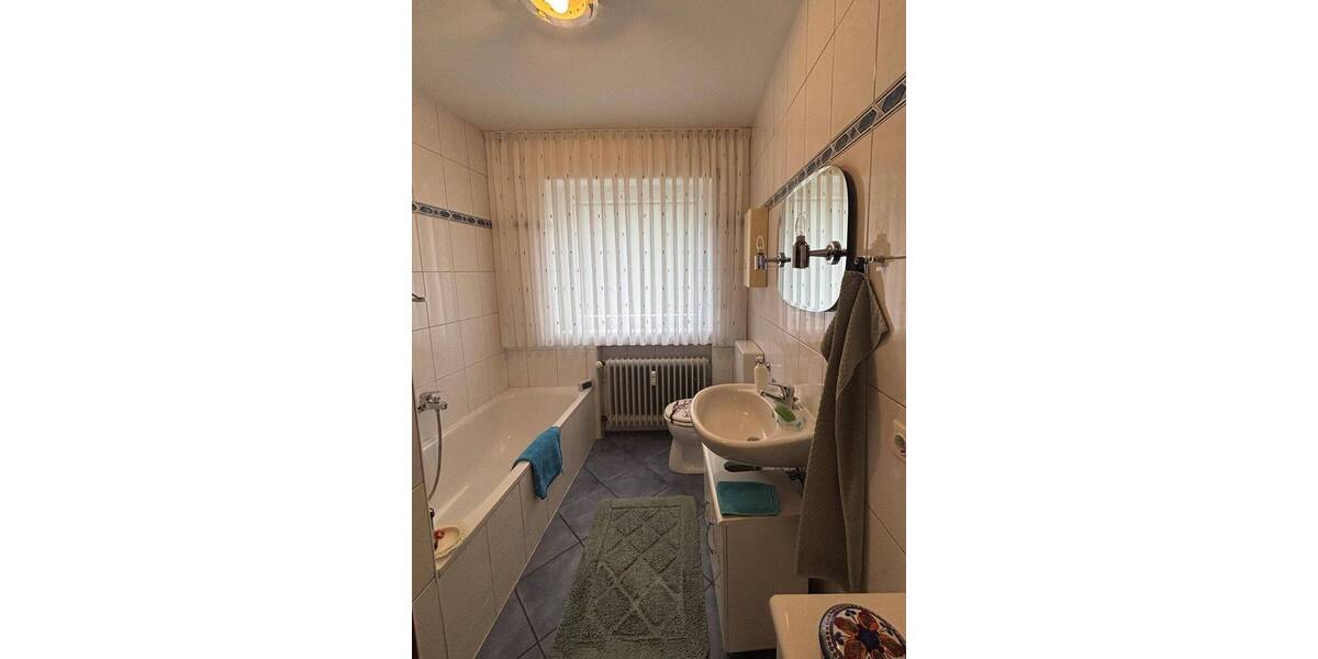 Vermietete Wohnung mit Garten und Stellplatz 2 zimmer