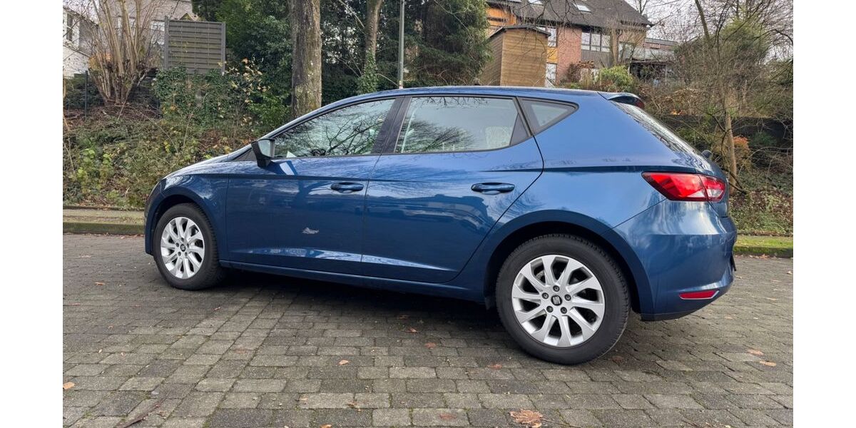 Seat Leon 79.000 km 12.900 &euro; Solingen 42653