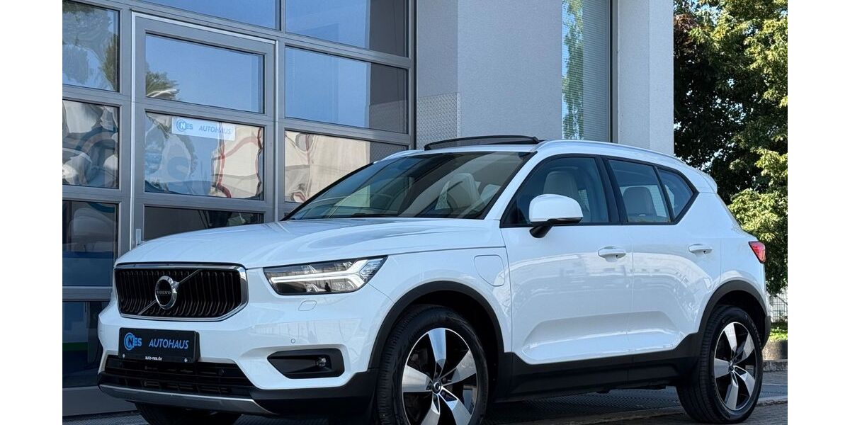 Volvo XC40 105.605 km 25.890 &euro; Hilden (bei Düsseldorf) 40721