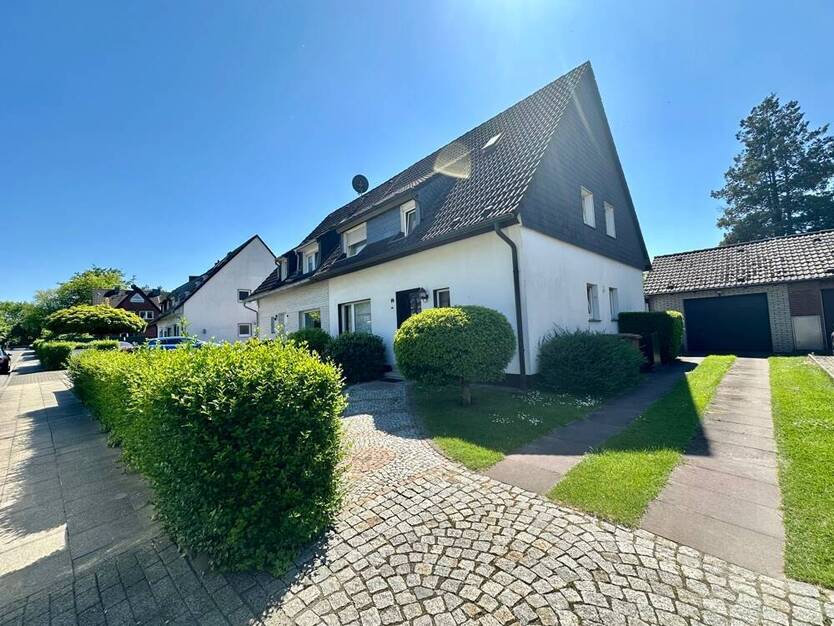 Zweifamilienhaus auf großem Erbpachtgrundstück in Essen-Überruhr sucht neue Eigentümer!