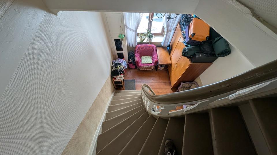 Dachgeschoßwohnung Duisburg Laar - 2.5 Zimmer, 58 m&sup2;, 110.000&euro; | Angebot:27080266