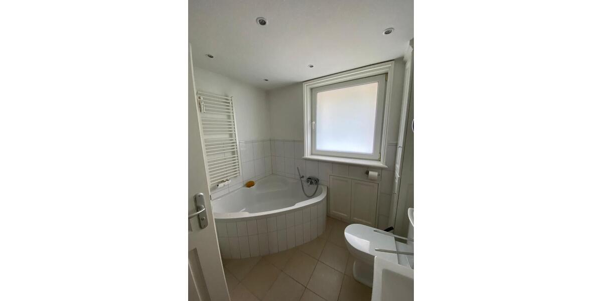 Erdgeschoßwohnung Meerbusch Necklenbroich - 3 Zimmer, 122 m&sup2;, 550.000&euro; | Angebot:25081262