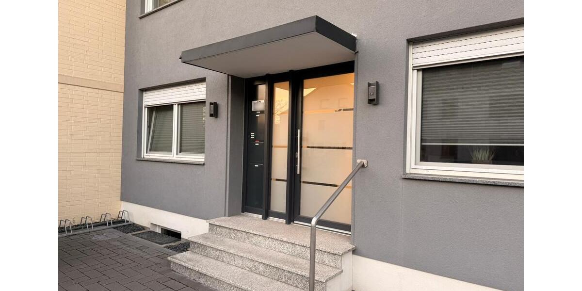 Exklusive, vollmöblierte Penthouse-Wohnung mit luxuriöser Ausstattung nahe Düsseldorf 3.5 zimmer