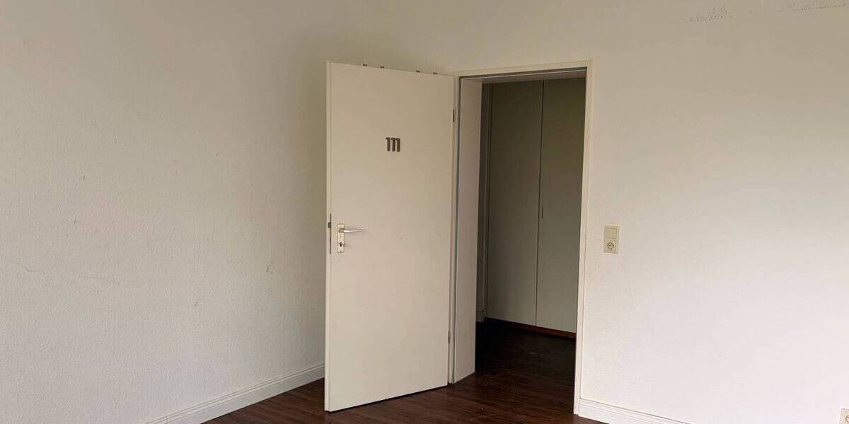 Etagenwohnung Düsseldorf Oberbilk - 2 Zimmer, 66 m&sup2;, 766&euro; | Angebot:26499510