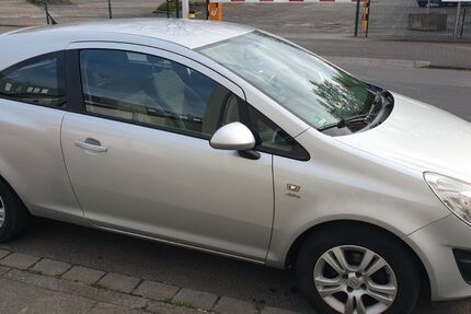Opel Corsa 182.500 km 2.490 &euro; Krefeld 47805