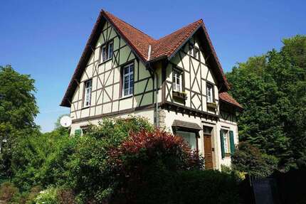 Haus Leverkusen Schlebusch - 7 Zimmer, 128 m&sup2;, 645.000&euro; | Angebot:24277387