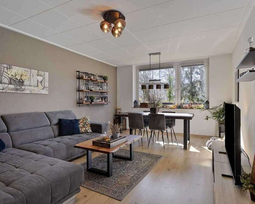 Wohnung zum Kaufen in Ratingen 228.600 € 77 m²
