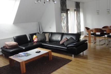 Traumhafte 5-Zimmer-Wohnung, mit großem Balkon, in Krefeld-Hüls 5 zimmer