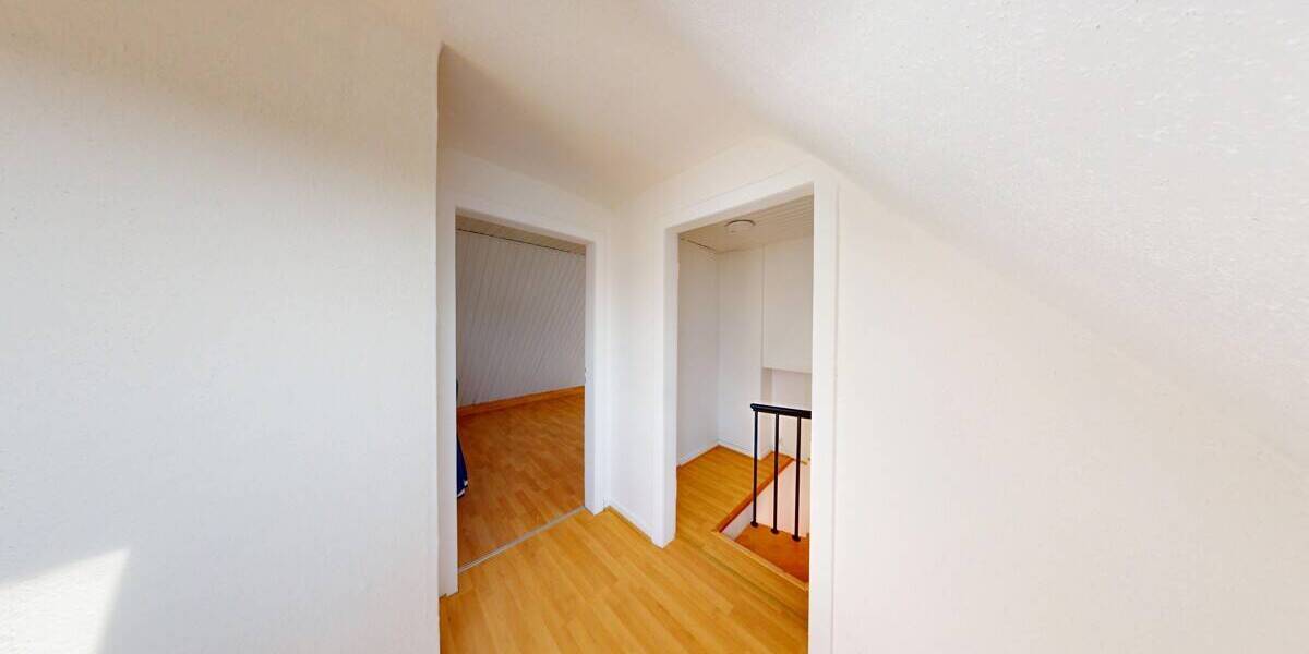 Etagenwohnung Düsseldorf Altstadt - 2 Zimmer, 56 m&sup2;, 875&euro; | Angebot:26439460