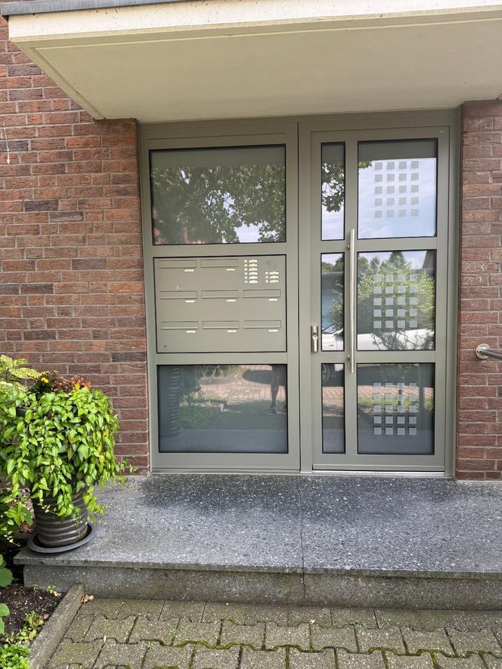 Willich, attraktive, schön aufgeteilte 2-Zimmer-Wohnung im 1. OG