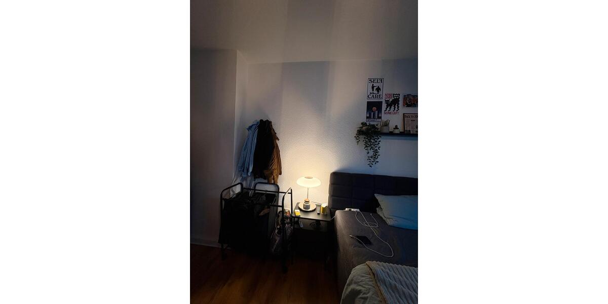 Etagenwohnung Düsseldorf Oberbilk - 2 Zimmer, 50 m&sup2;, 675&euro; | Angebot:25079943