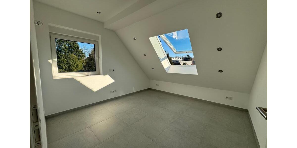 4 Zimmer Maisonette Erstbezug und Kernsanierung mit Energie­effizienz­klasse A 4 zimmer