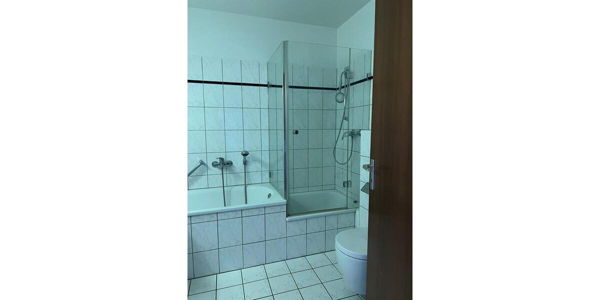 Etagenwohnung Mönchengladbach Süd - 4 Zimmer, 115 m&sup2;, 290.000&euro; | Angebot:26398013